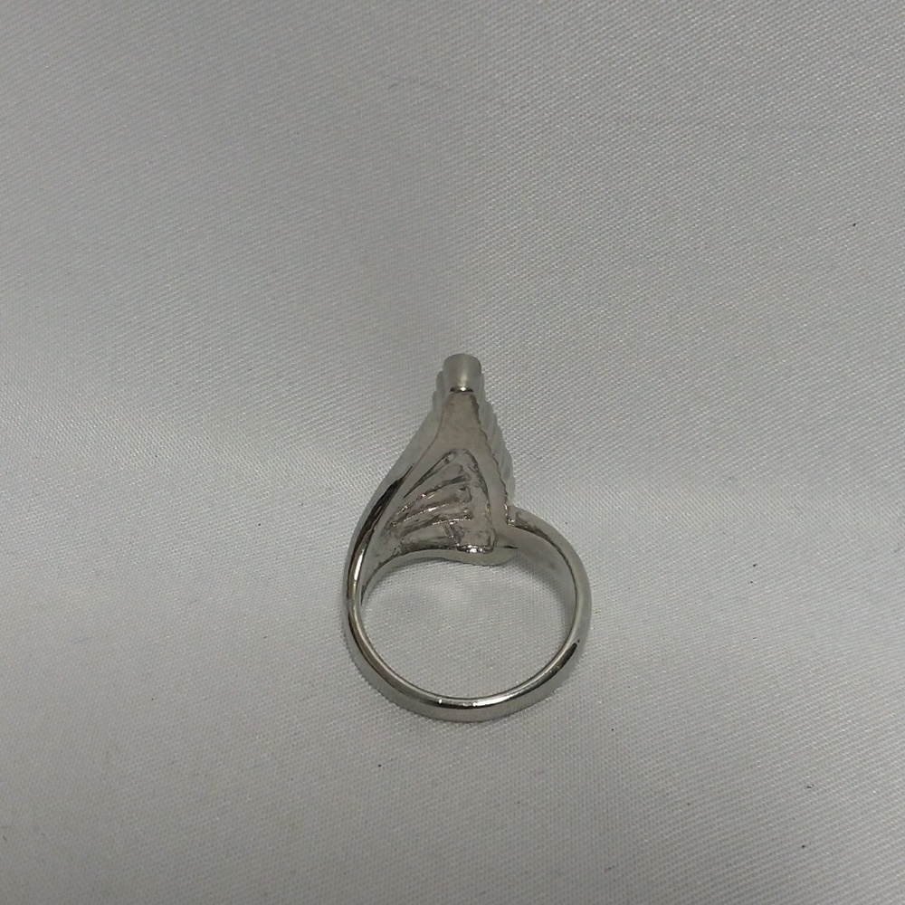Ring - Picture 2 of 4